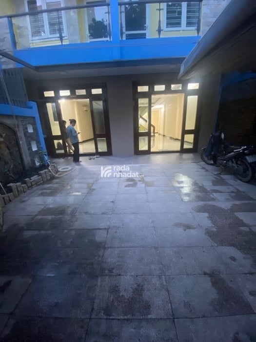 BÁN NHÀ MAI XUÂN THƯỞNG QUẬN 6 200M2 HẺM XE HƠI 10M 22 TỶ KẾ CHỢ LỚN