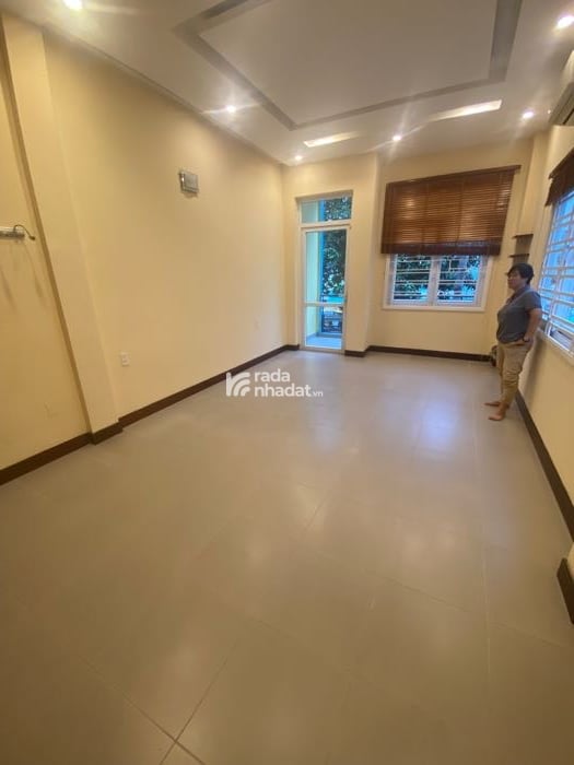 BÁN NHÀ MAI XUÂN THƯỞNG QUẬN 6 200M2 HẺM XE HƠI 10M 22 TỶ KẾ CHỢ LỚN