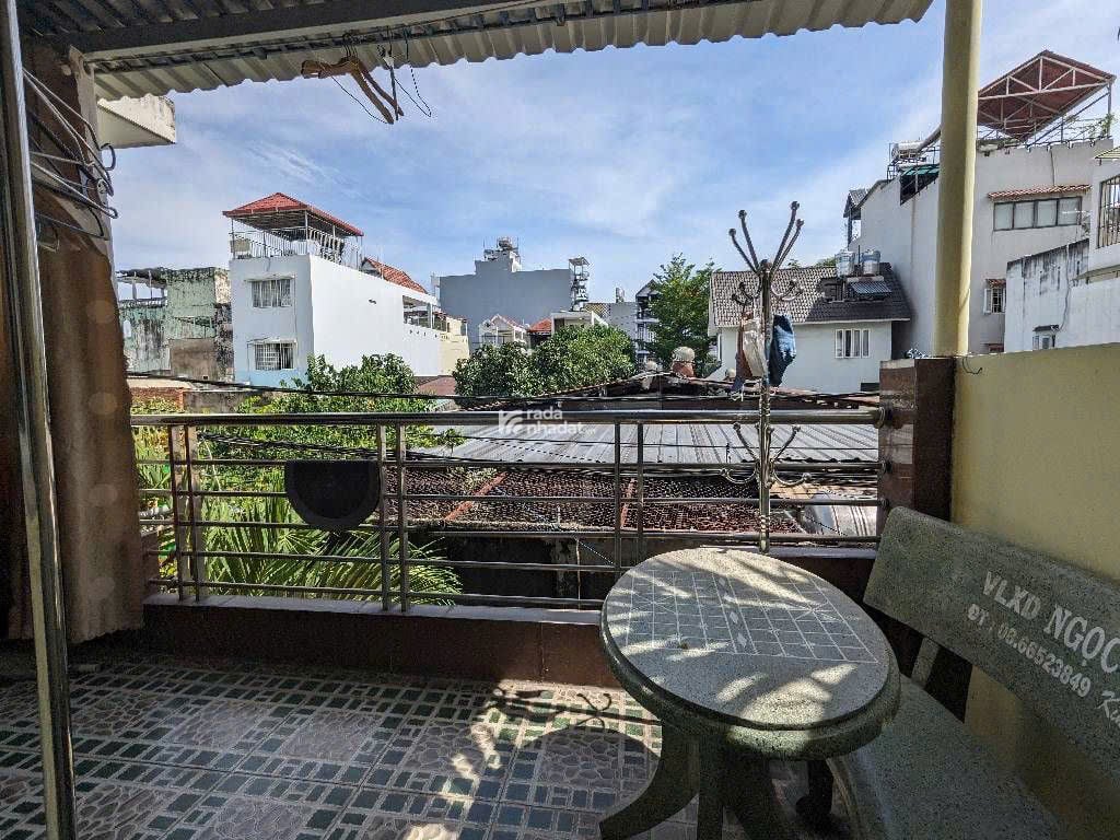 Bán Gấp Nhà Phố 4 Tầng 5 Phòng Ngủ Ngay Lê Văn Thọ P 14 Gò Vấp