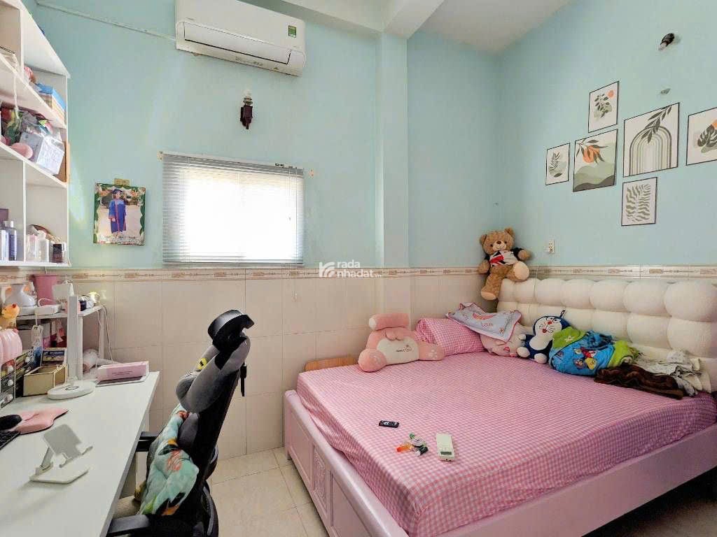 Bán Gấp Nhà Phố 4 Tầng 5 Phòng Ngủ Ngay Lê Văn Thọ P 14 Gò Vấp