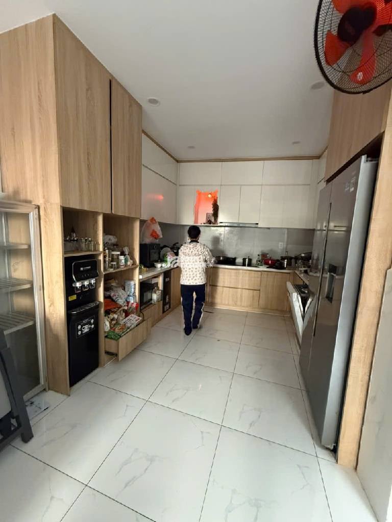 B.án nh.à TT Nhà Bè 2 tầng,40 m2 nhỉnh 2  tỉ 