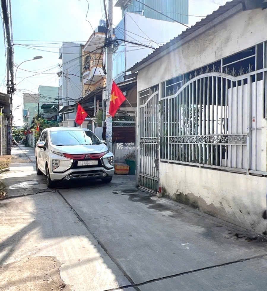 BÁN NHÀ  BÌNH TRỊ ĐÔNG,GẦN CHỢ,HXH 2 TẦNG (4m x 22m) 6,2 TỶ TL