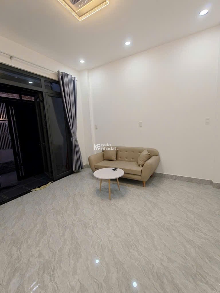 Lô nhì 1 xẹt - ngang 4M - đẹp full nội thất - cách mặt tiền 20M - vừa ở vừa kd - nhỉnh 4T TL