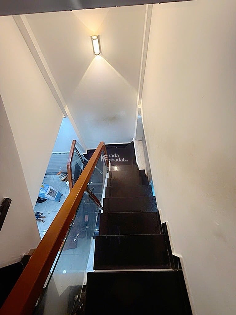 bán nhà gần bình long lê văn qưới bình hưng hoà a