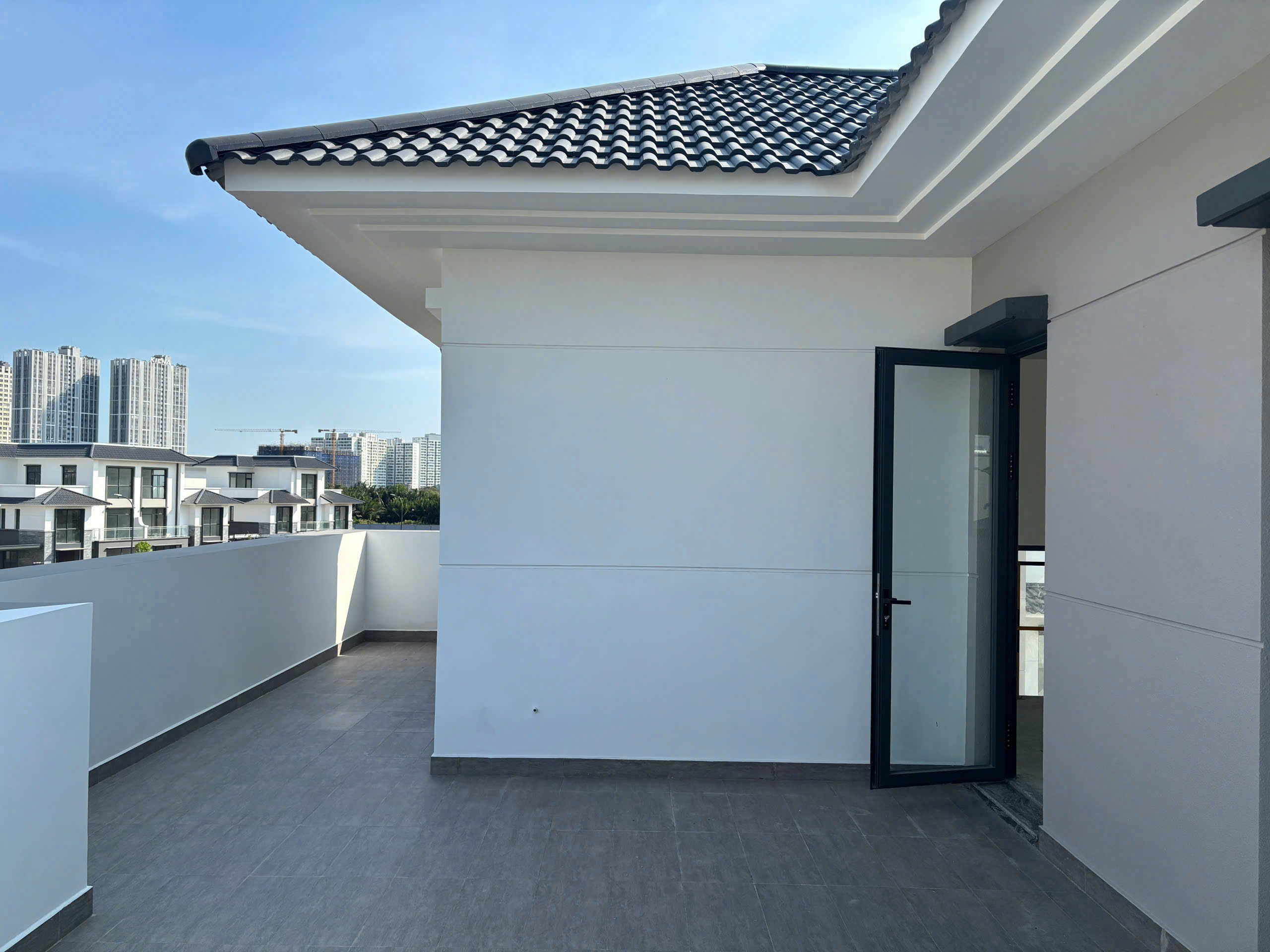Bán nhà phố liên kế vườn Gladia By The Waters - Khang Điền & Keppel tại Quận 2