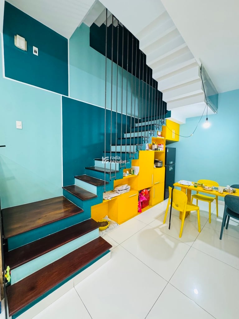 LÔ GÓC 4 TẦNG NGANG BỀ THẾ - NHÀ ĐẸP NỘI THẤT CÁ TÍNH ĐẲNG CẤP - KHU PHÂN LÔ DÂN TRÍ VƯỜN LÀI