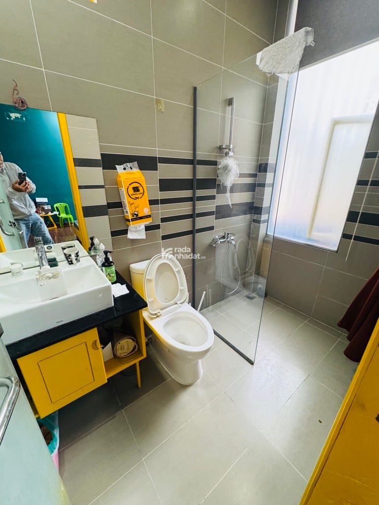 LÔ GÓC 4 TẦNG NGANG BỀ THẾ - NHÀ ĐẸP NỘI THẤT CÁ TÍNH ĐẲNG CẤP - KHU PHÂN LÔ DÂN TRÍ VƯỜN LÀI