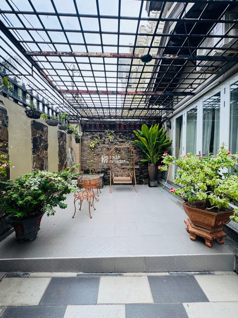 BIỆT THỰ GÓC KHU TÊN LỬA-NGAY AEON MALL BÌNH TÂN - 3 TẦNG- DT: 10*20M- 37 TỶ