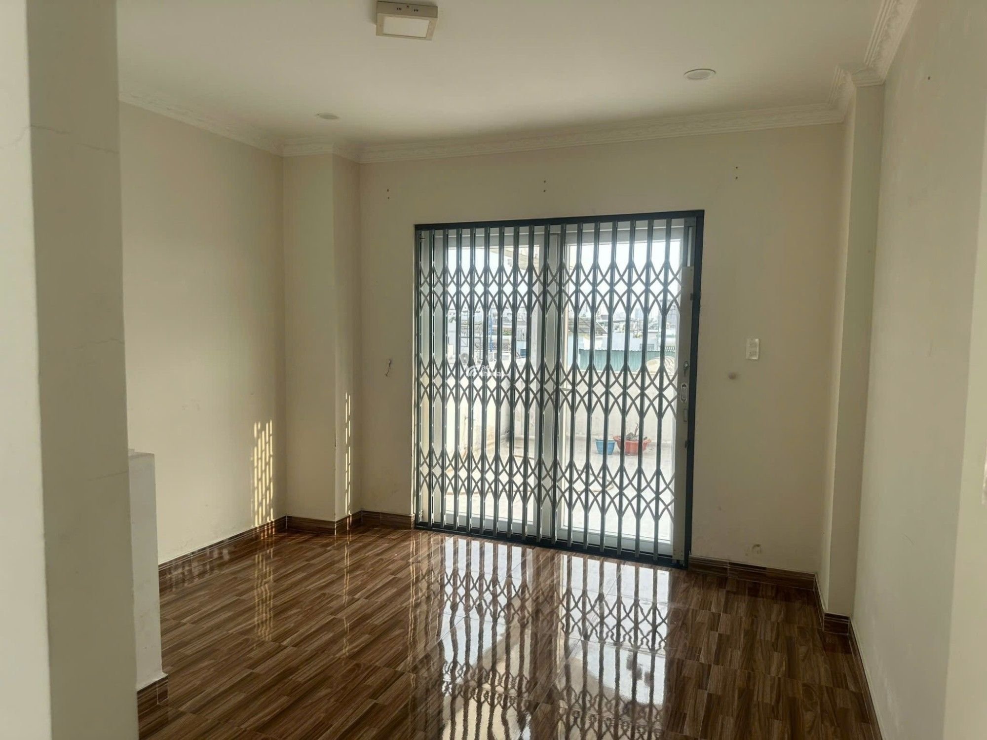 Bán nhà MT Bắc Ái, Tân Phú, 80m2, 5 tầng, 6PN, chỉ 13 tỷ TL