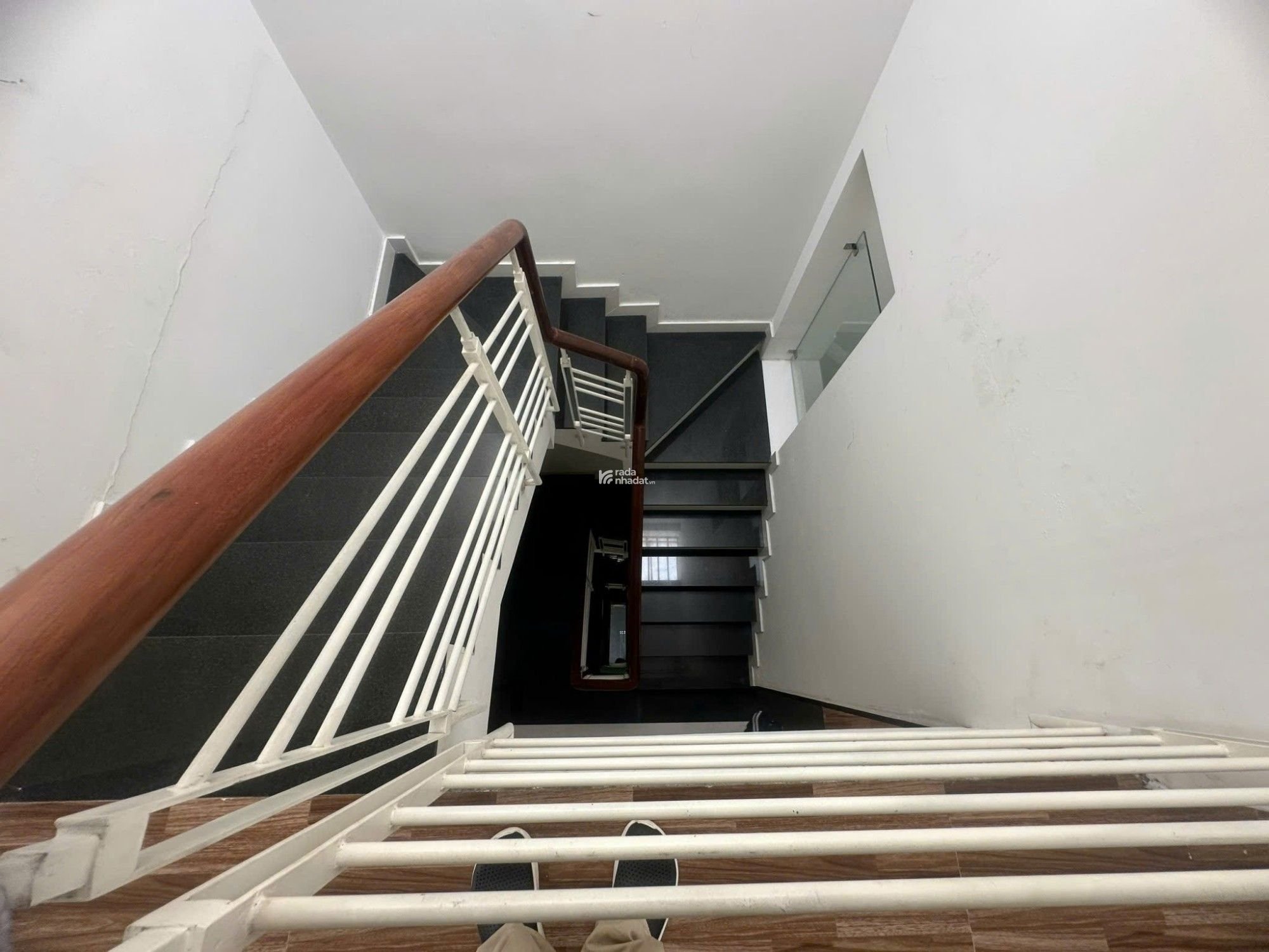 Bán nhà MT Bắc Ái, Tân Phú, 80m2, 5 tầng, 6PN, chỉ 13 tỷ TL