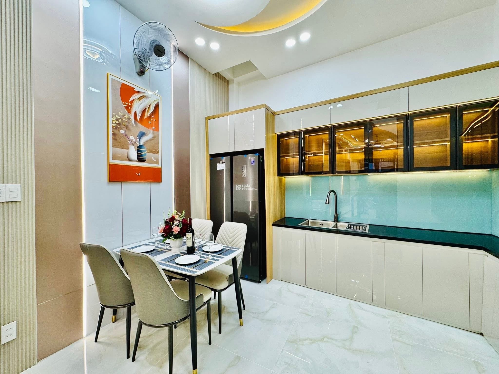 Bán nhà hẻm ô tô, Nguyễn Lâm, Phú Nhuận/ DT 59.9m2/ Giá chỉ 4 tỷ 350tr/ Sổ hồng riêng chính chủ