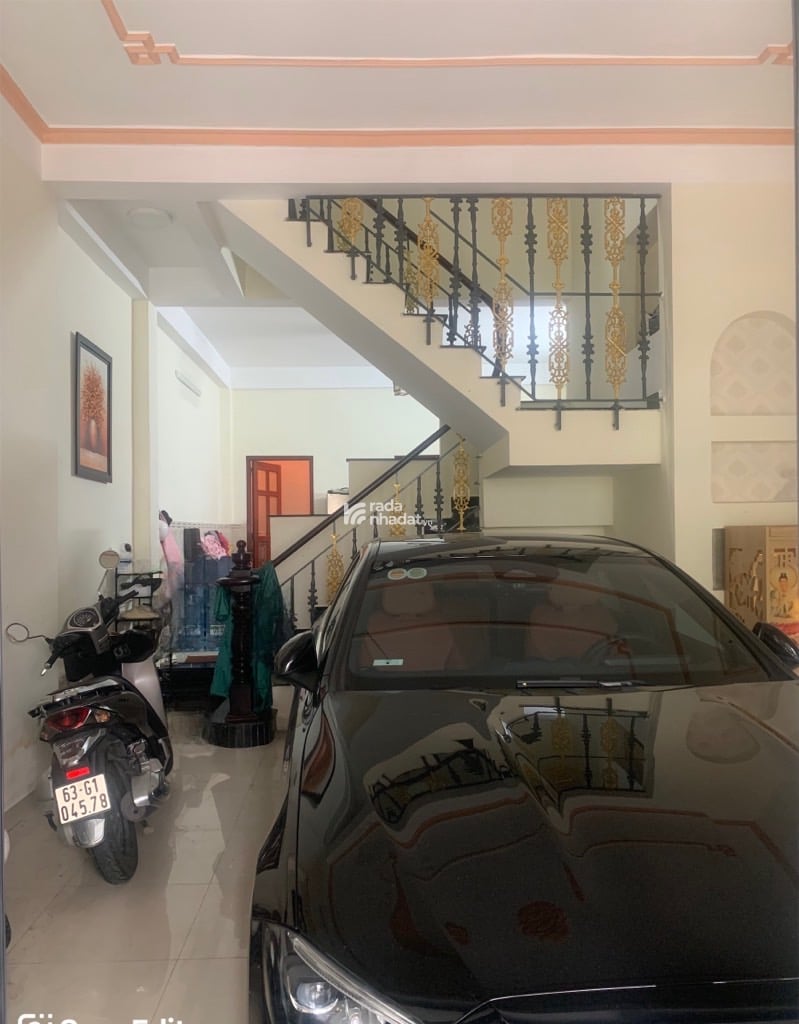 NHÀ ĐẸP Ở NGAY, HẺM TO XE TẢI TRÁNH NHAU, GẦN CHỢ TAM HÀ 3 TẦNG 5X14 CHỈ 8,8 TỶ.