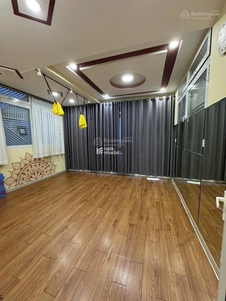 NHÀ ĐẸP ĐƯỜNG SỐ 25A Q6 (5X23) 4 TẦNG. THANG MÁY. CHỈ 18 TỶ 