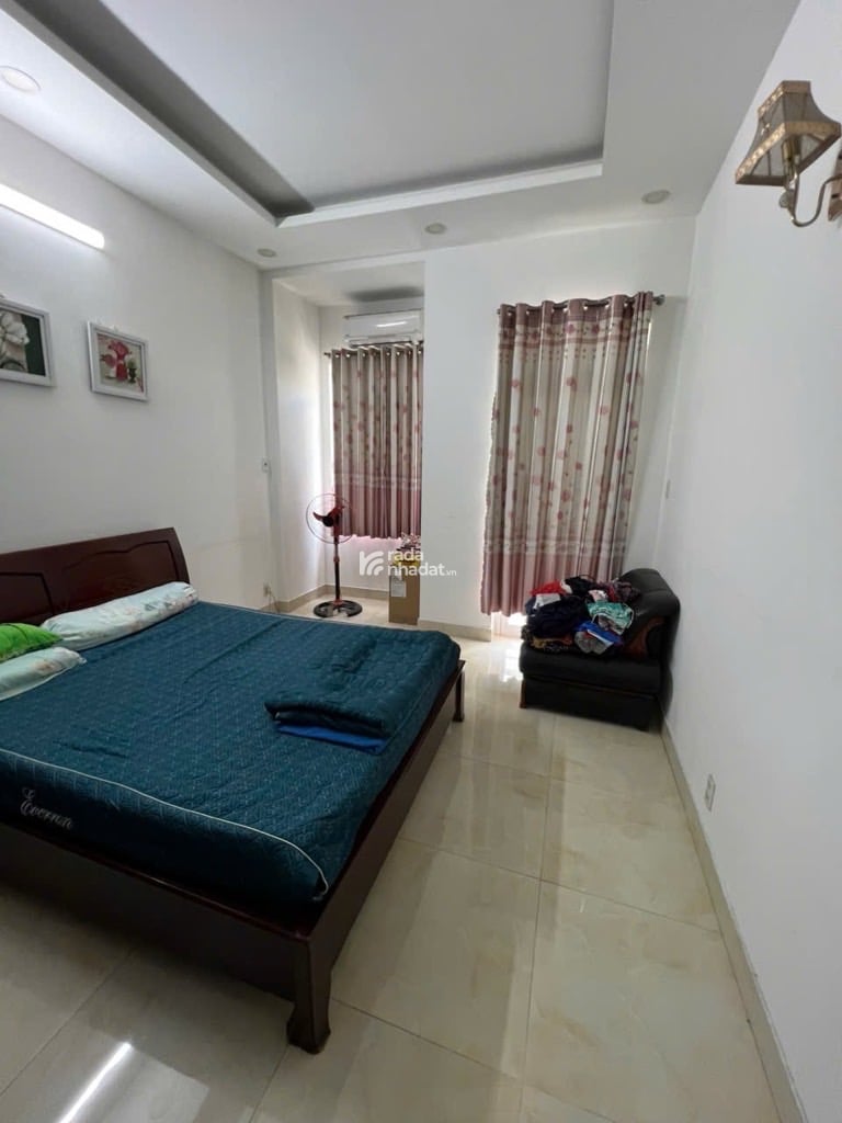 BÁN GẤP NHÀ  HẺM ÔTÔ - BTCT - 3 TẦNG - 3PN - 3WC 