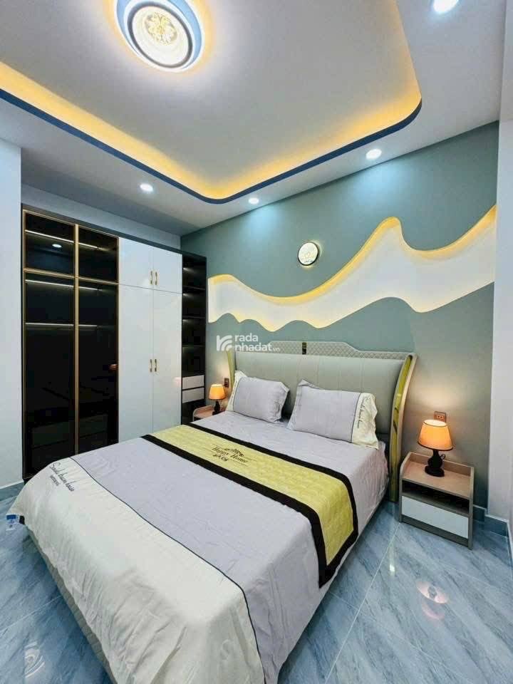 NHÀ 4 TẦNG PHẠM VĂN CHIÊU, QUANG TRUNG GÒ VẤP- 4x13m- 4PN- GARA OTO TRONG NHÀ- CHỈ 7.9 tỷ