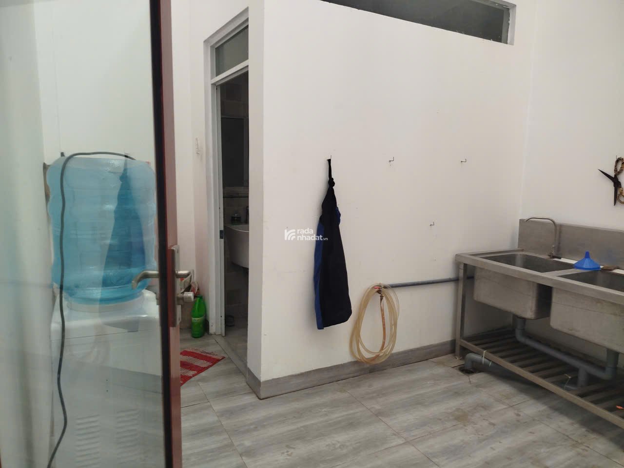 Tòa nhà 8x18, Phú Thọ Hòa, tiện ở, làm VP hoặc làm CHDV, TN 40tr/th