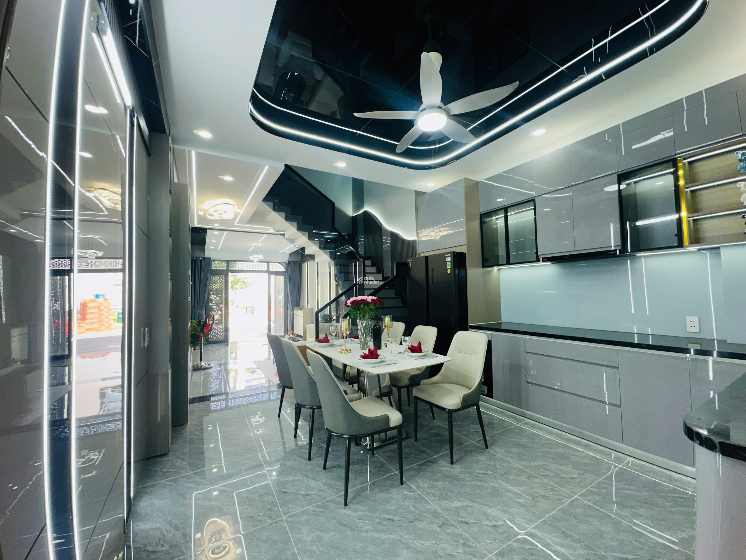 BÁN NHÀ PHỐ MẶT TIỀN ĐẸP NGAY NGÃ TƯ BÌNH CHUẨN CHỈ 66TR/M2 3 TẦNG , KINH DOANH ĐA NGHỀ 