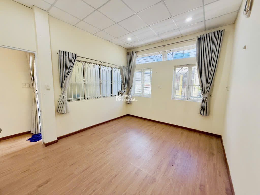 Nhà mới 2 tầng gần mặt tiền Lê Văn Thọ  Phường 11  Gò Vấp  4.8x16m  Giá 7.9Tỷ thương lượng