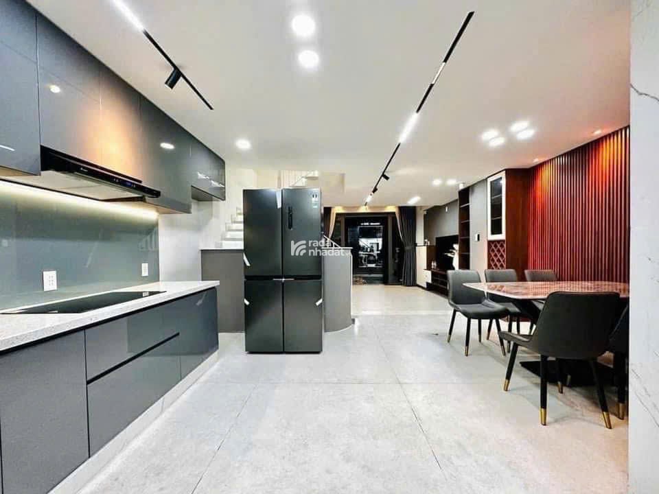 NHÀ ĐẸP 5x13 HẺM XE TẢI  ĐƯỜNG QUANG TRUNG, chỉ hơn 6 tỷ