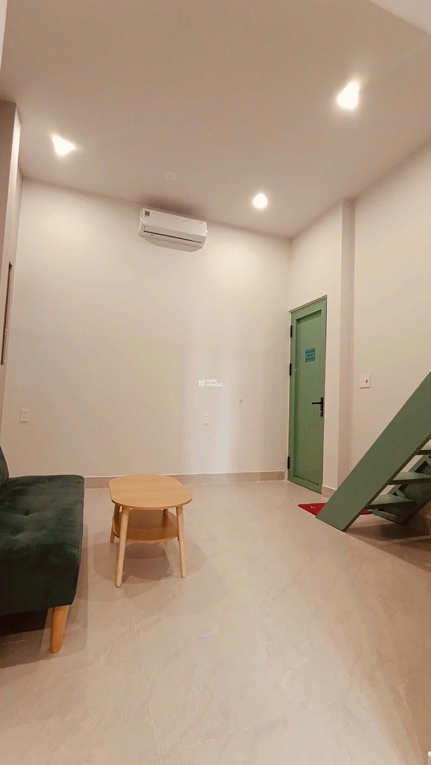 Căn Hộ Duplex Có Gác Full Nội Thất Gần Ngã Sáu Phù Đổng Quận 1