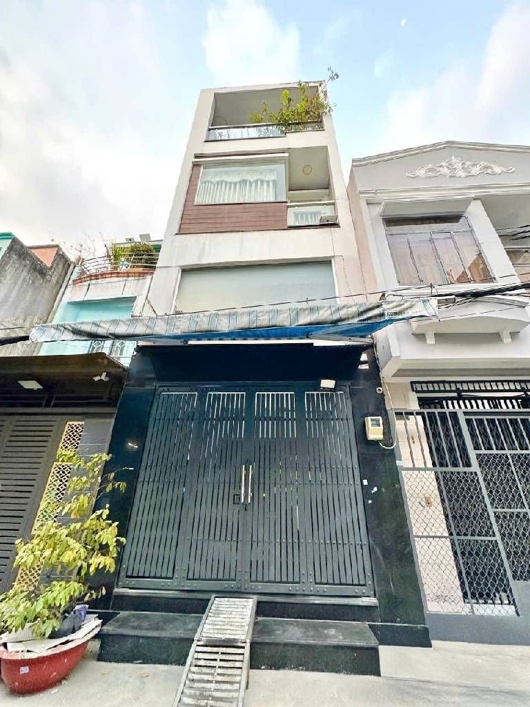 HXH 6m, đường Tô Hiệu, 56m2, 4x14, 4 tầng, nhà mới ở ngay, Chỉ 8 tỷ TL