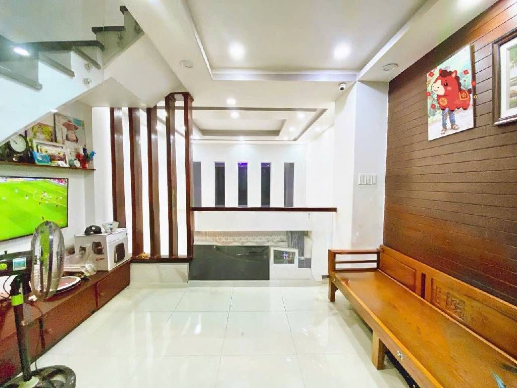 HXH 6m, đường Tô Hiệu, 56m2, 4x14, 4 tầng, nhà mới ở ngay, Chỉ 8 tỷ TL