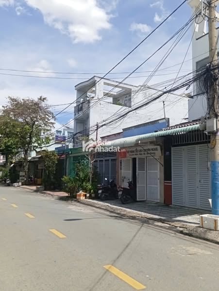 NHÀ MẶT TIỀN ĐƯỜNG SỐ 4.  PHƯỚC BÌNH, QUẬN 9. GIÁ NHỈNH 10 TỶ