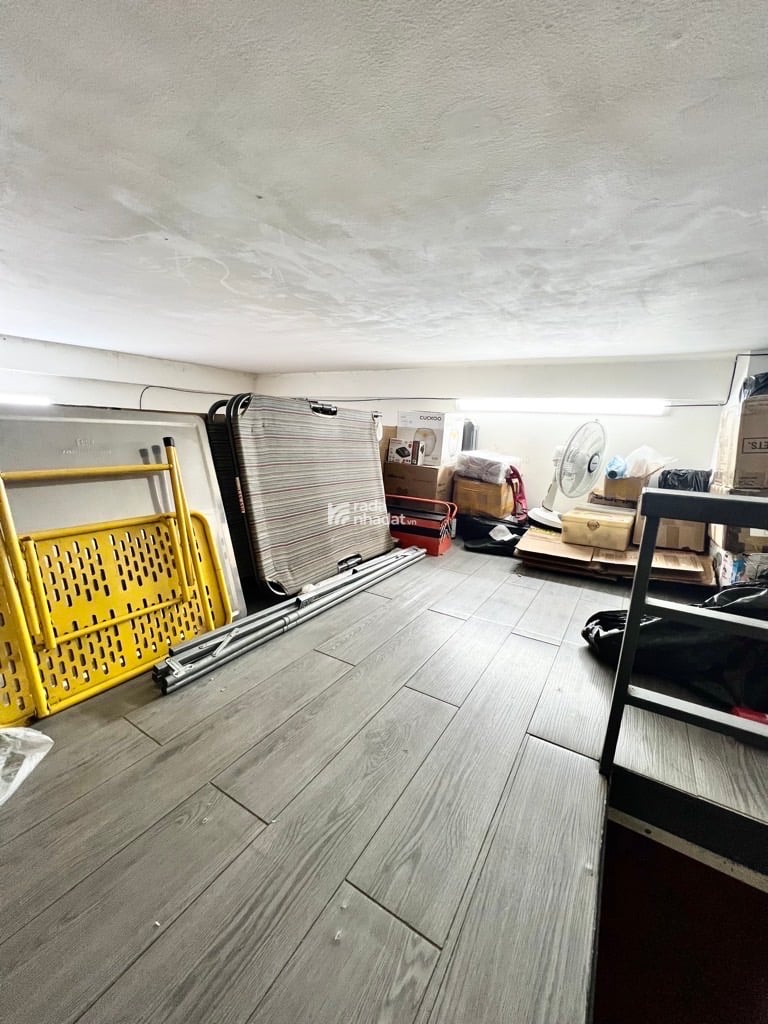  Siêu Hiếm chỉ nhỉnh 2tỷ xíu có căn nhà Lê Văn Quới.Bình Tân-2PN