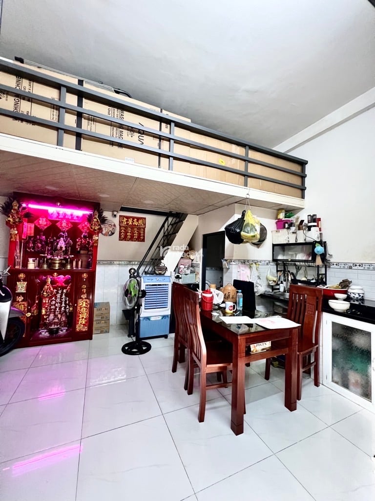  Siêu Hiếm chỉ nhỉnh 2tỷ xíu có căn nhà Lê Văn Quới.Bình Tân-2PN