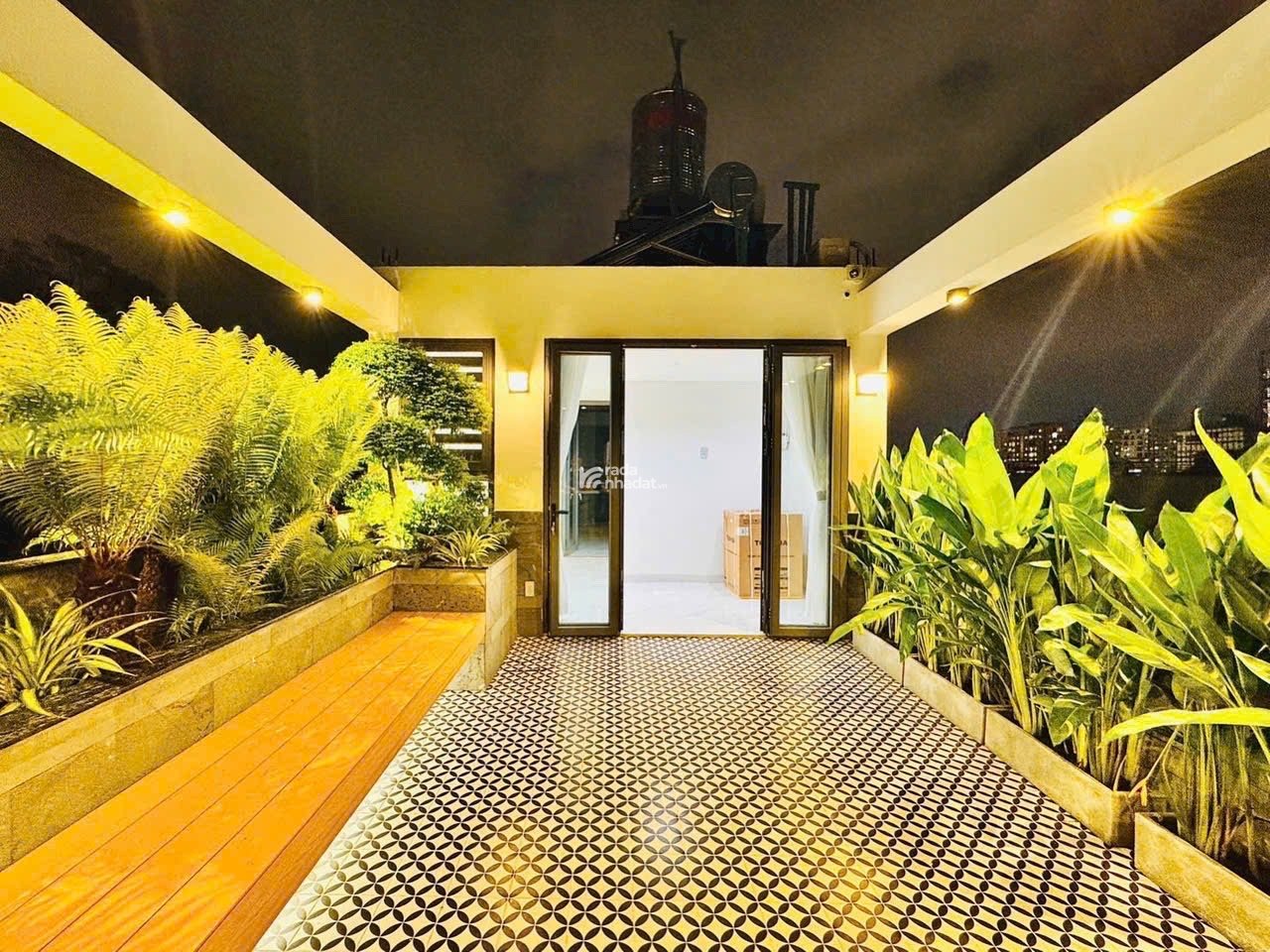 SIÊU PHẨM NHÀ 4 TẦNG – THANG MÁY – FULL NỘI THẤT CAO CẤP – SÂN THƯỢNG LUNG LINH