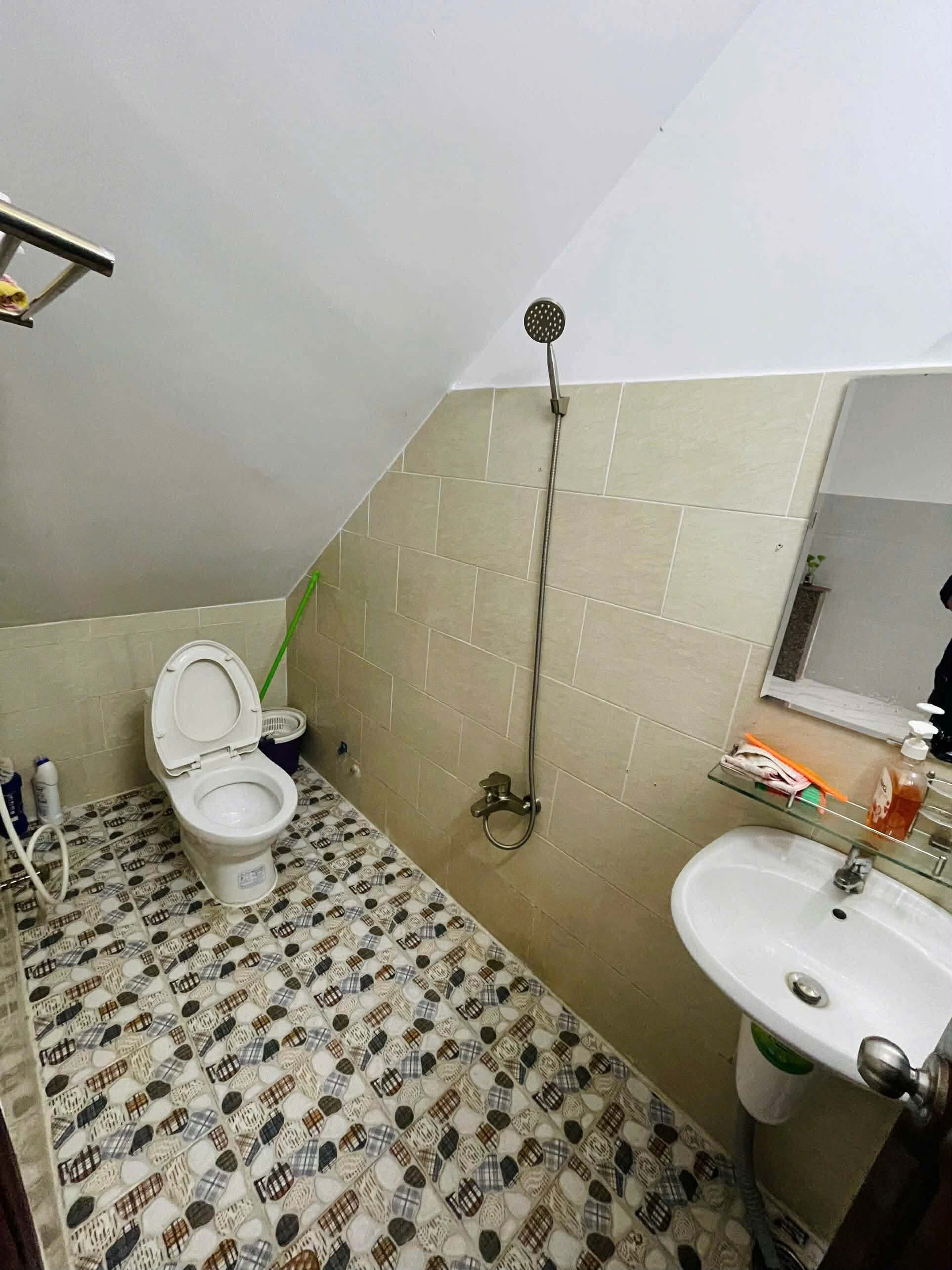  NHÀ 3 TẦNG 2 MẶT TIỀN TRƯỚC SAU, KINH DOANH -TRUNG MỸ TÂY 03 – XE TẢI THÔNG TỚI NHÀ