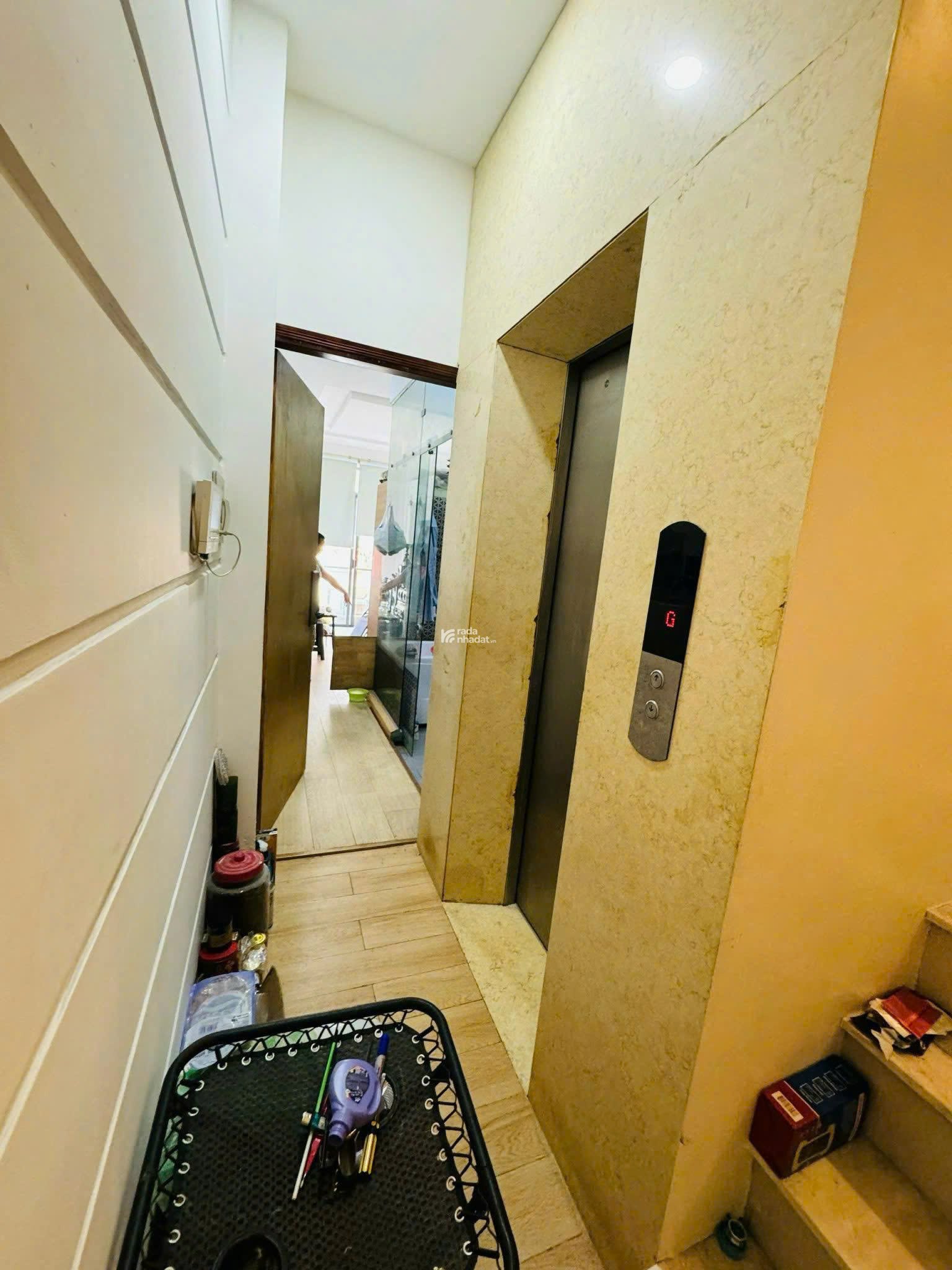 BÁN NHÀ HẺM 3 GÁC - 8.5 tỷ 5 tầng - có thang máy