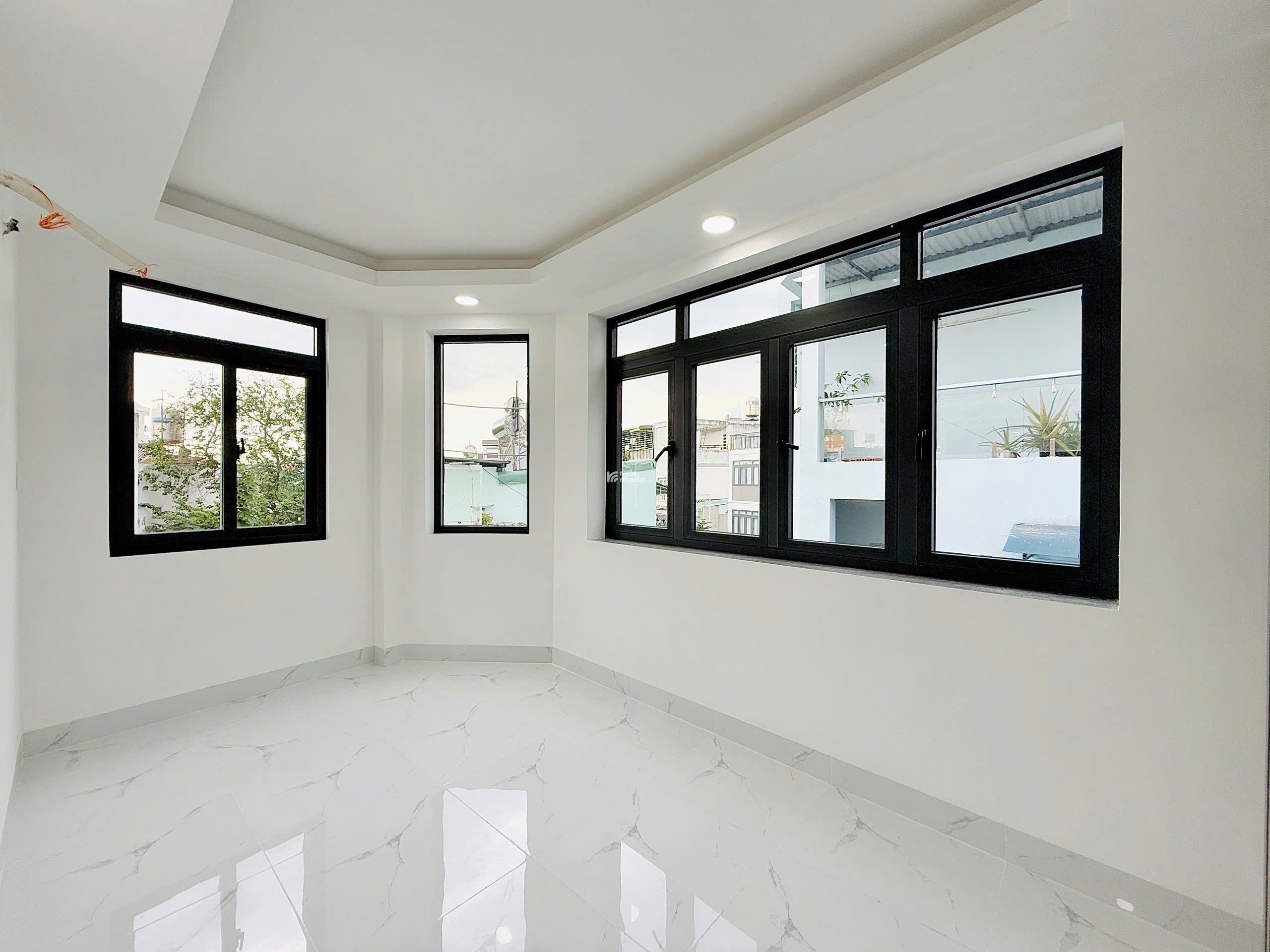 NHÀ PHỐ MỚI 99% – HẺM XE TẢI – ĐỐI DIỆN LOTTE MART & CITYLAND – NGUYỄN VĂN LƯỢNG, P16 - CHỈ 6.8 TỶ