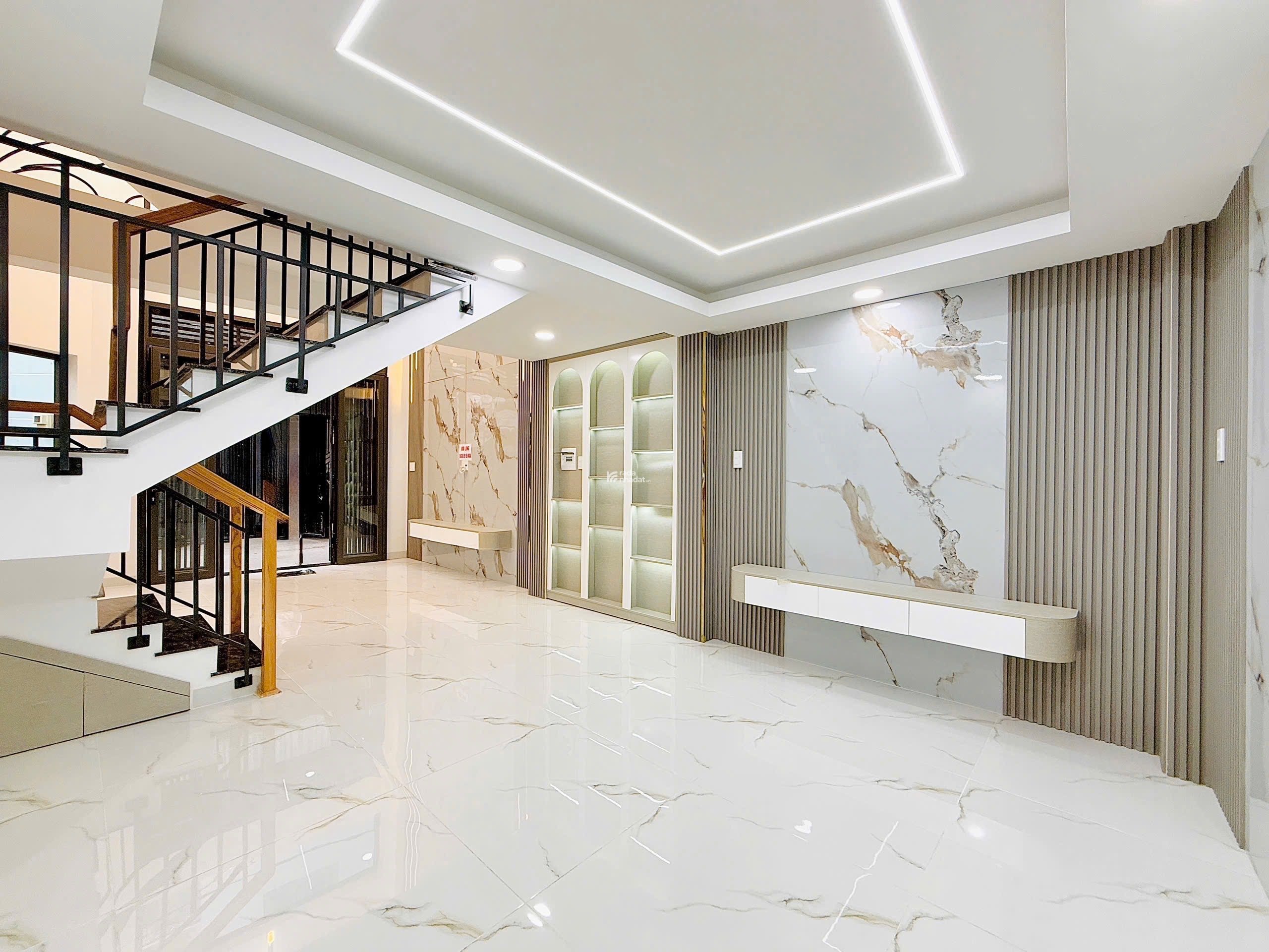 NHÀ PHỐ MỚI 99% – HẺM XE TẢI – ĐỐI DIỆN LOTTE MART & CITYLAND – NGUYỄN VĂN LƯỢNG, P16 - CHỈ 6.8 TỶ