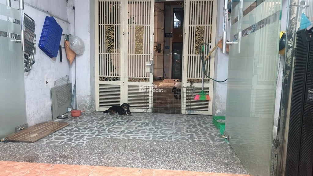 NGAY CHỢ VẢI, MTKD LÊ QUỐC TRINH, TÂN PHÚ, 70M2 HIẾM CÓ. GIẢM 550TR CHỈ 8.2T TL TỐT