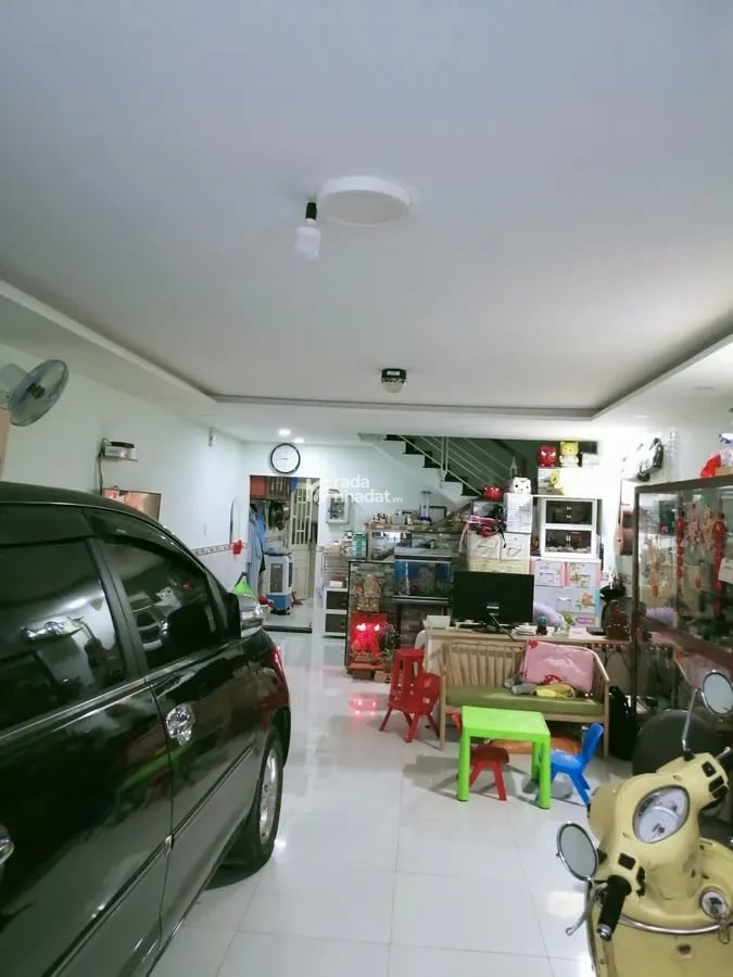 Hàng HIẾM GÒ VẤP nhà 3 tầng 75m2 HXT ngang to 5m gần mặt tiền Lê Đức Thọ chỉ 8.6 tỷ.