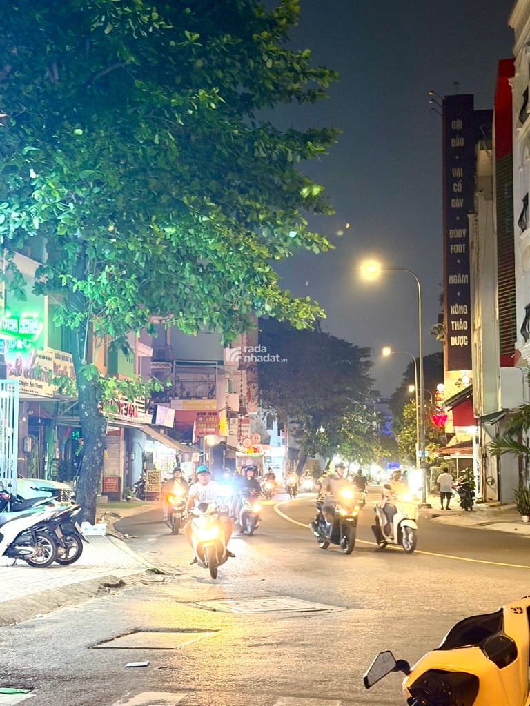 MẶT TIỀN KINH DOANH - CÓ VỈA HÈ - NGAY TRẦN TẤN - NGUYỄN THÁI HỌC - NHÀ 4 TẦNG - KINH DOANH ĐỈNH