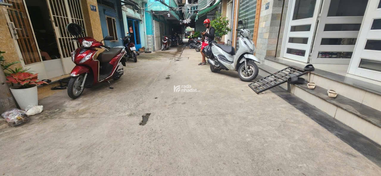 Sát mặt tiền KCX Tân Thuận- hẻm ba gác  - tiện sang Q1.4  - thông số đẹp 30 MV - chỉ 2T6 TL