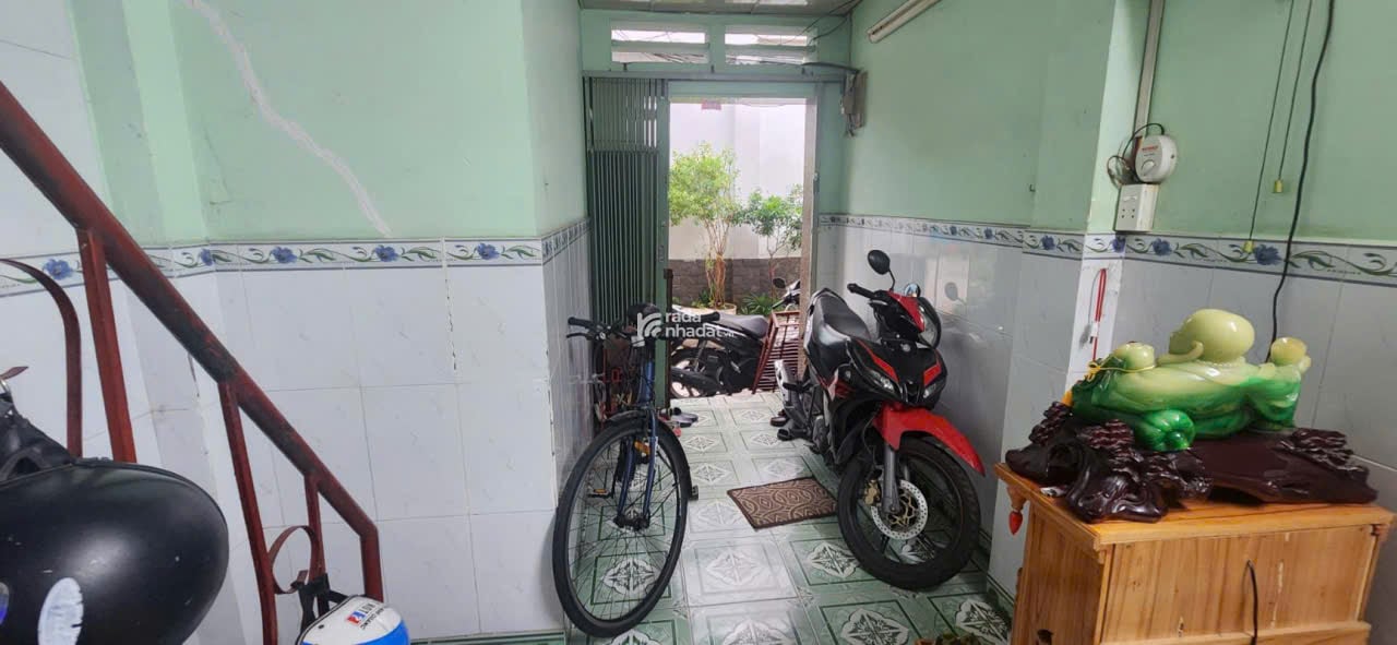 Sát mặt tiền KCX Tân Thuận- hẻm ba gác  - tiện sang Q1.4  - thông số đẹp 30 MV - chỉ 2T6 TL