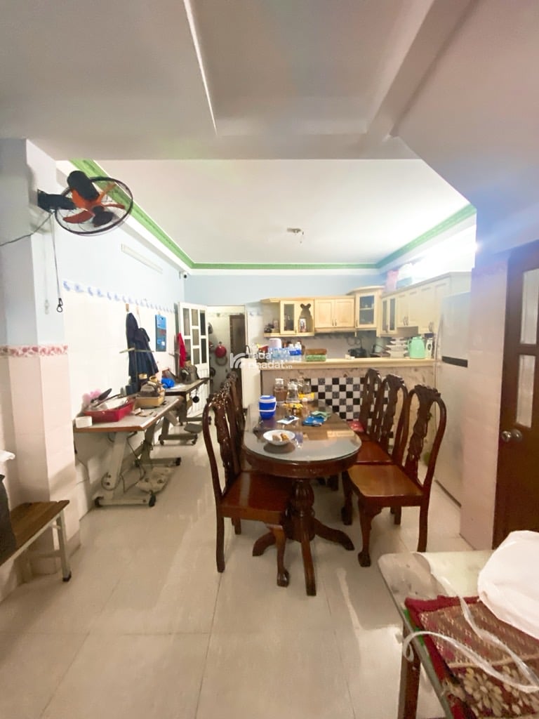 BÁN NHÀ 5 TẦNG 60M2 6.3 TỶ HẺM XE HƠI THÔNG 6 PHÒNG NGỦ KHU TÊN LỬA THU 18 TRIỆU/THÁNG