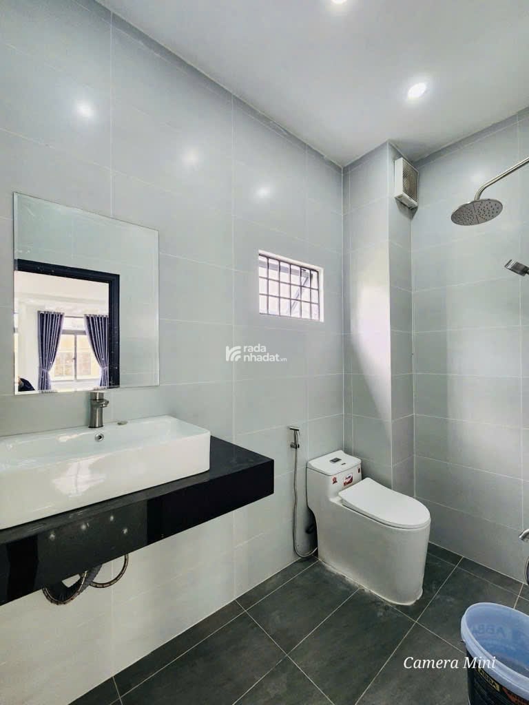  Phan Huy Ích, Gò Vấp Nhà mới đẹp 3 tầng, xe hơi ngủ trong nhà Giá 5 tỷ 95 TL