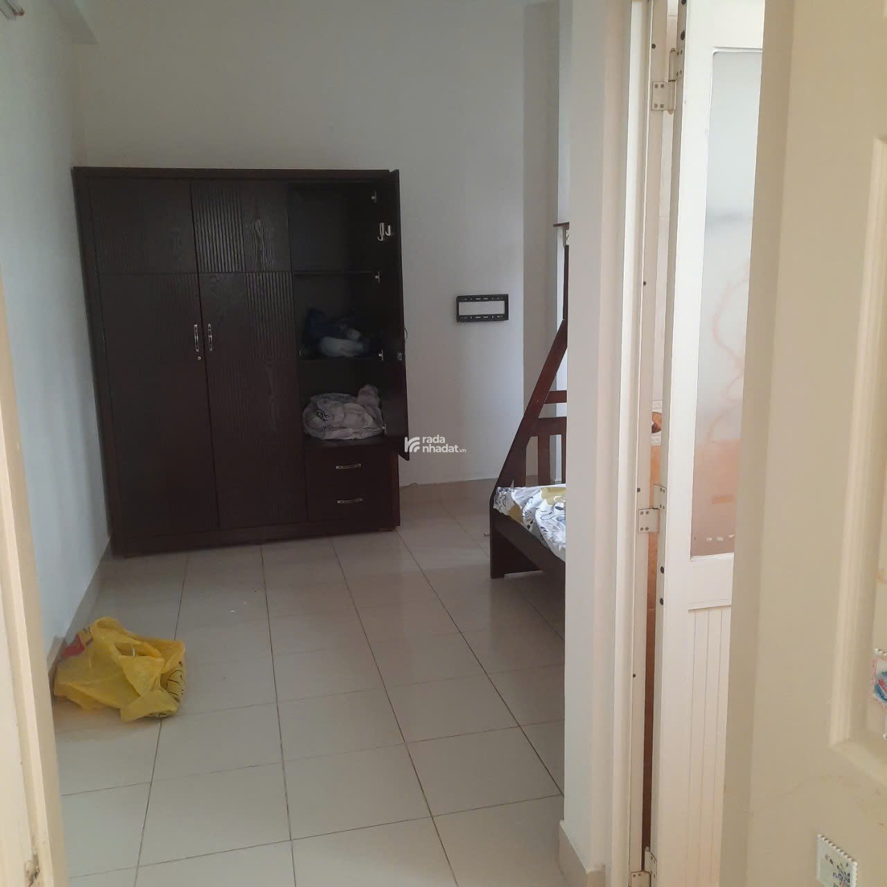 Bán căn hộ c/c An Phú Q2 cũ. 2 phòng ngủ 