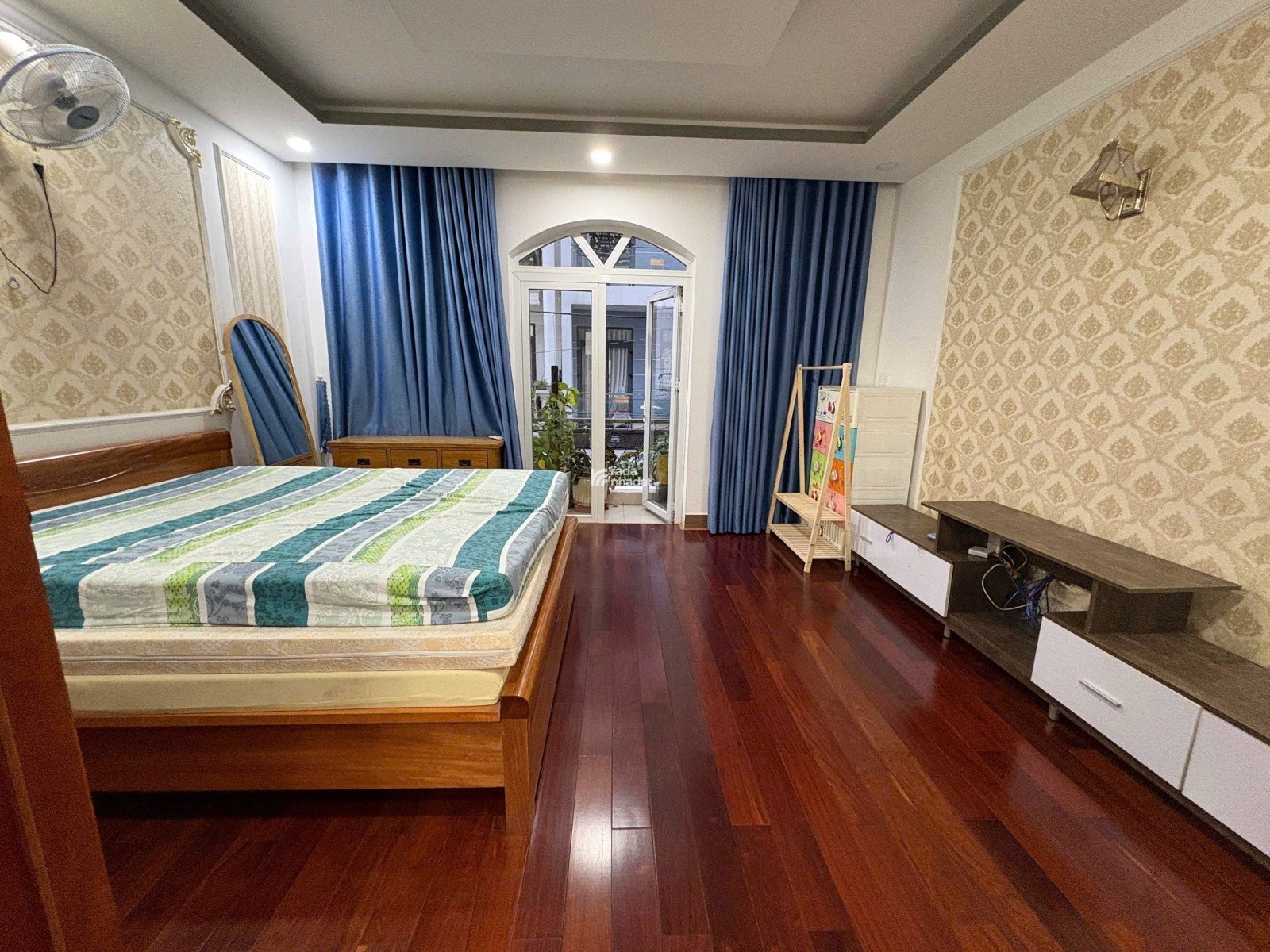 BÁN NHÀ ĐẸP HXH 4 TẦNG TẶNG FULL NỘI THẤT  ĐS 15 _ HB PHƯỚC THỦ ĐỨC _60M 4PN 5WC 9.5 TỶ