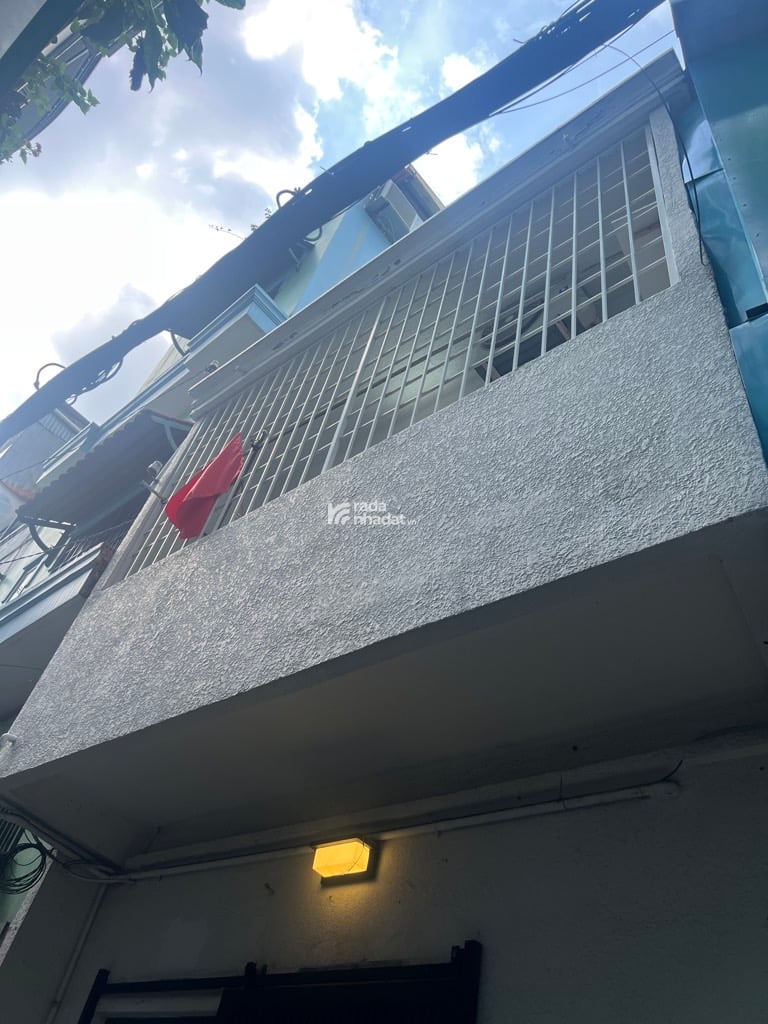 GẦN MT NGUYỄN VĂN TRỖI, PHÚ NHUẬN, 2 TẦNG CÓ KC Ở NGAY. GIẢM 350TR CHỈ 4T 