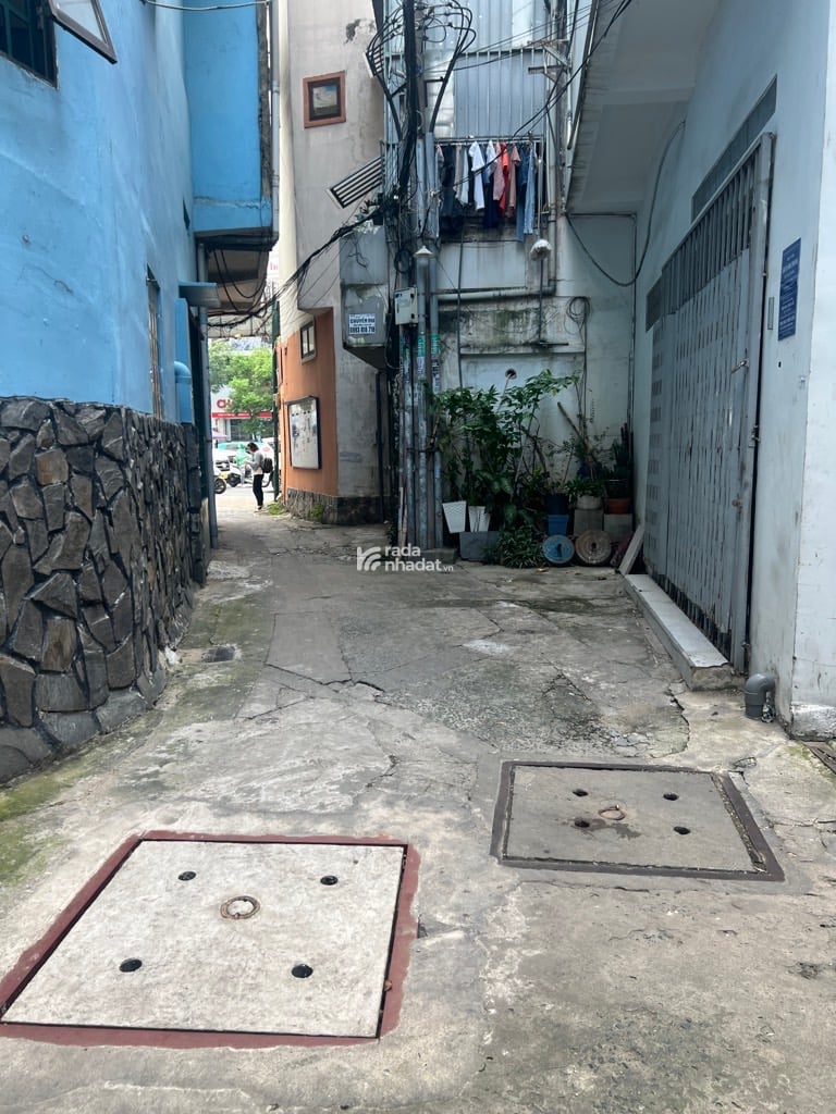 GẦN MT NGUYỄN VĂN TRỖI, PHÚ NHUẬN, 2 TẦNG CÓ KC Ở NGAY. GIẢM 350TR CHỈ 4T 