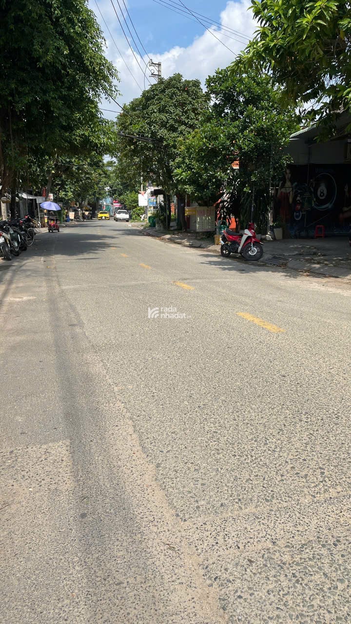 Bán Gấp Nhà Phố 2 Tầng Đẹp Lonh Lanh  Xe Hơi Vào Tới Cửa Thới An 13 Quận 12