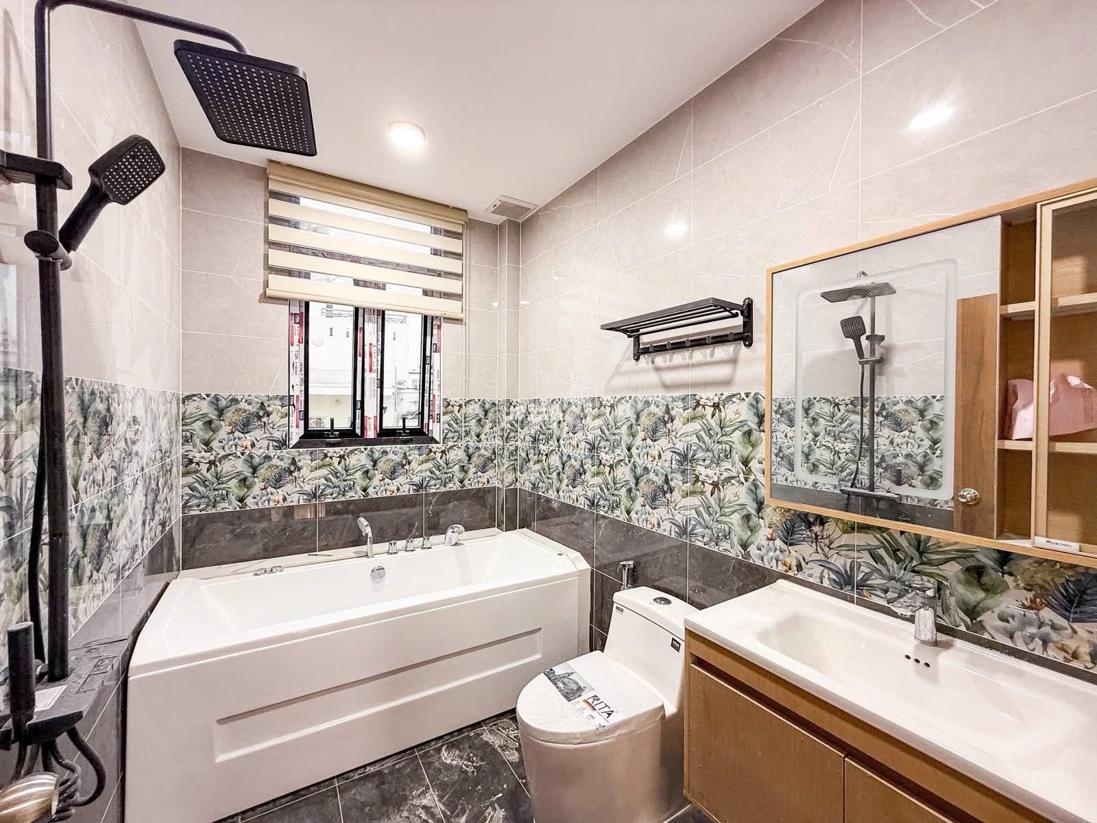 Bán nhà giá ngộp 4,58 tỷ- Nam Kỳ Khởi Nghĩa, Phường Võ Thị Sáu Quận 3 - Gần chùa Vĩnh Nghiêm