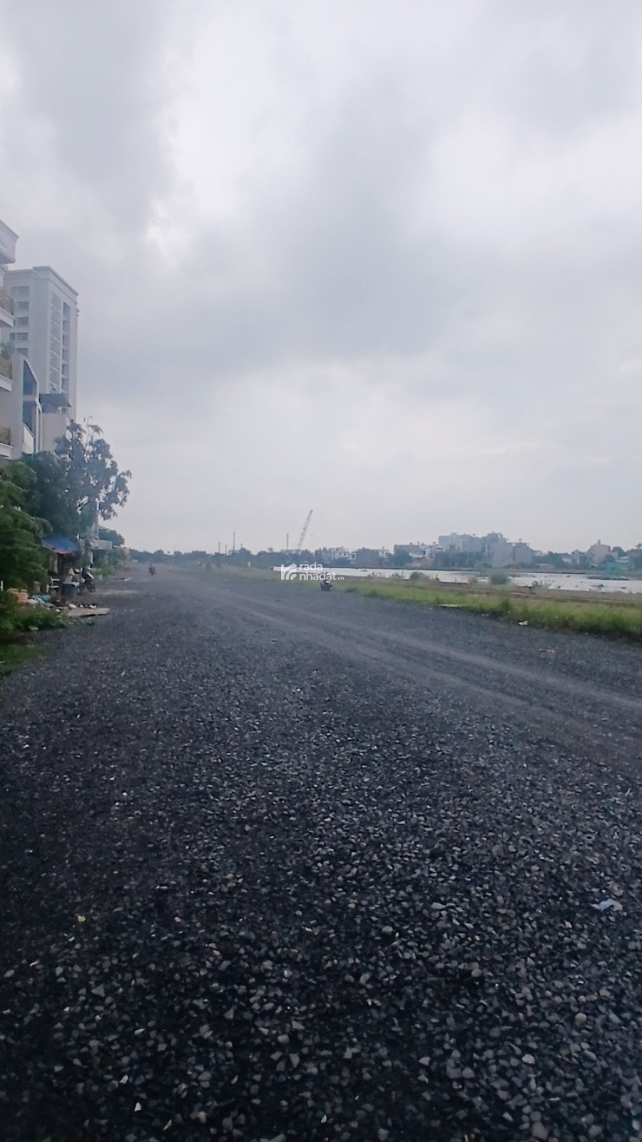 Mặt tiền kênh Tham Lương- bờ sông Vàm Thuật