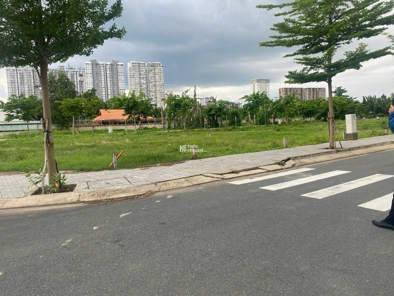 Bán nhanh đợt cuối đất nền 90m2 giá 2 tỷ 750 triệu đường Đào Trí, Phú Thuận, Quận 7.