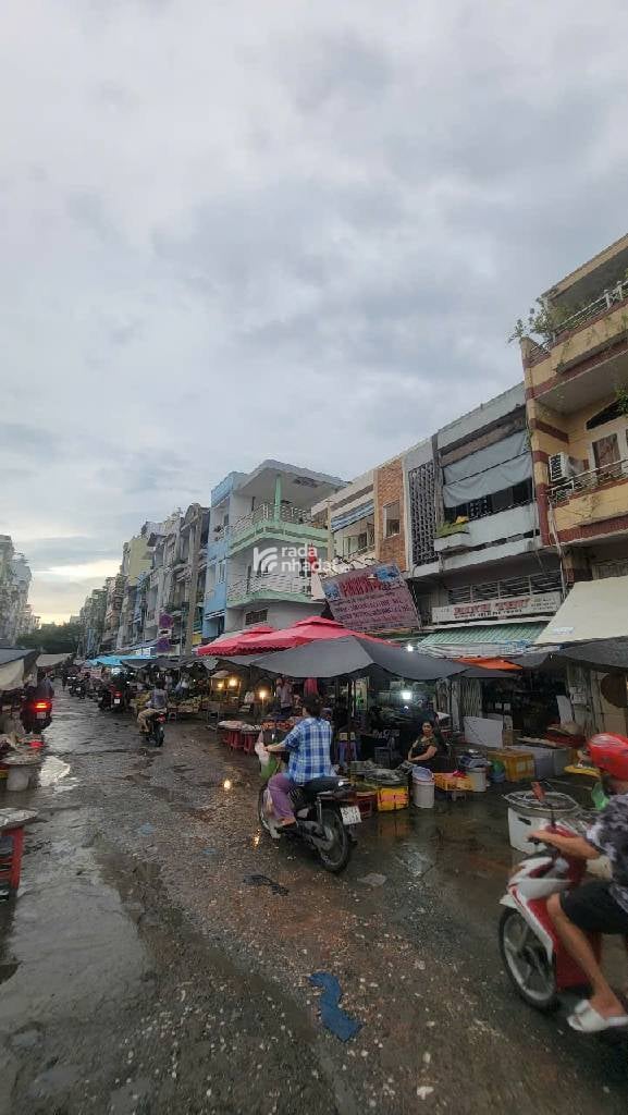 MẶT TIỀN KD CHỢ PHẠM VĂN HAI, TÂN BÌNH, 60M2 CÓ KC Ở NGAY. GIẢM 350TR CHỈ CÒN 20T TL 